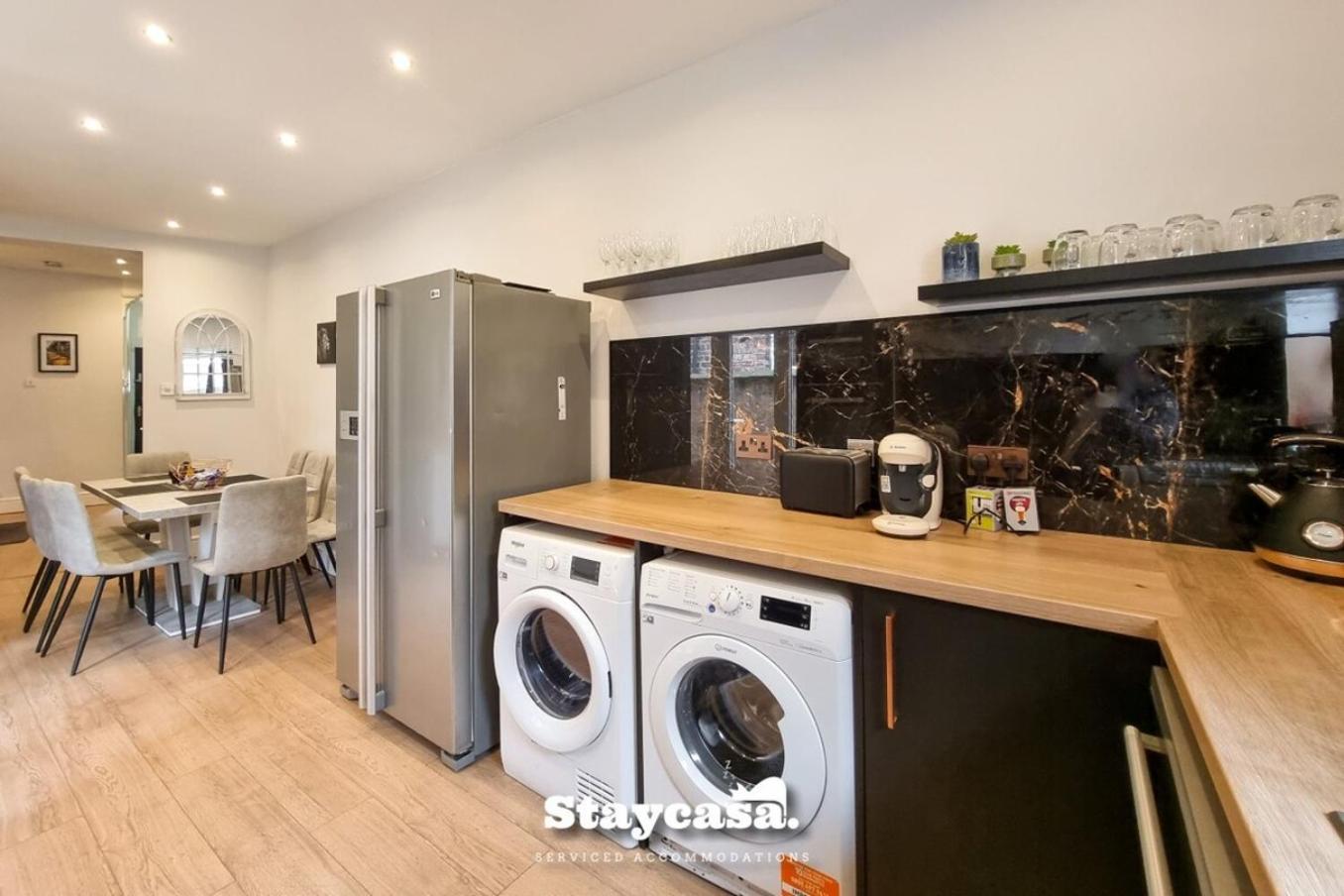 מנצ'סטר Clarence Co-Living - Private Room Self-Cater מראה חיצוני תמונה