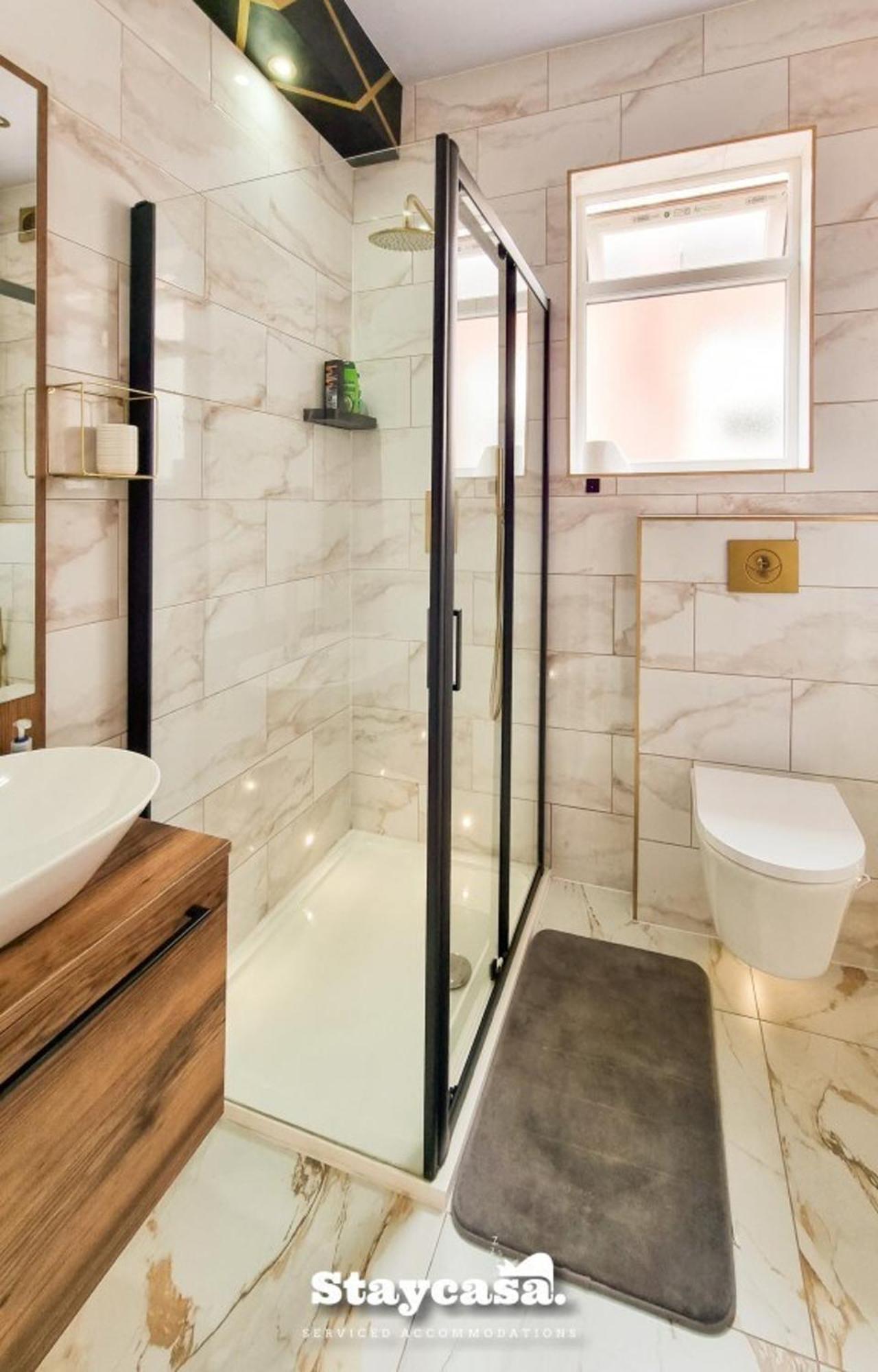מנצ'סטר Clarence Co-Living - Private Room Self-Cater מראה חיצוני תמונה