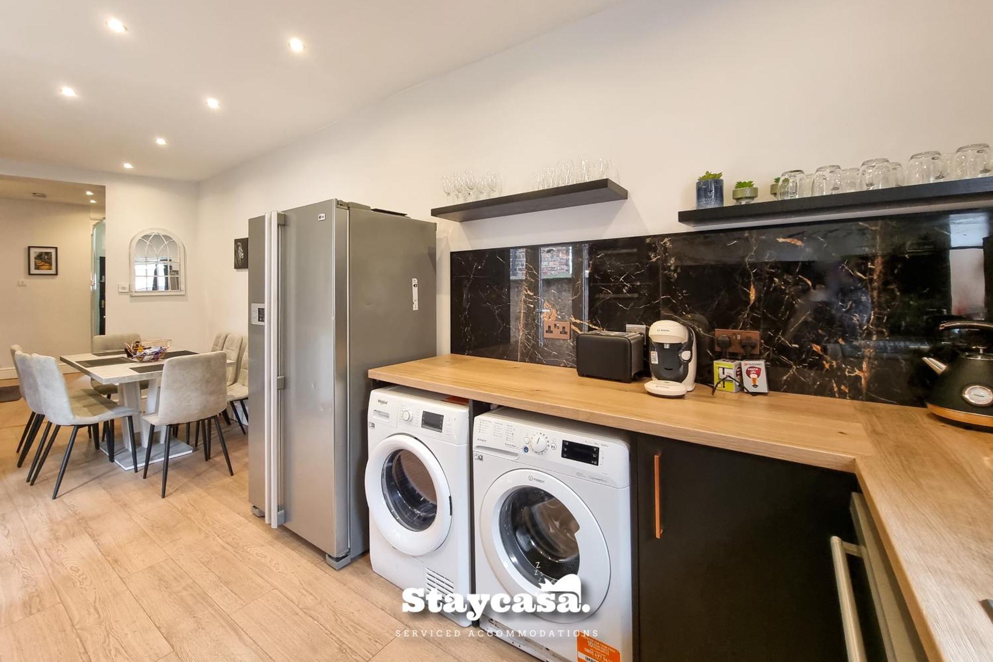 מנצ'סטר Clarence Co-Living - Private Room Self-Cater מראה חיצוני תמונה